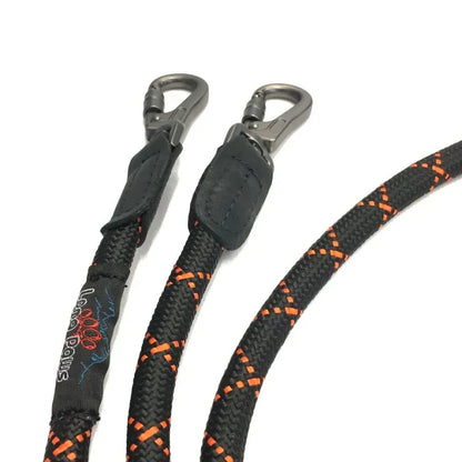 Laisse d'éducation canine et entraînement des chiens - Long Paws - Noir et orange ou rouge et orange - Réglable de 100cm à 200cm - 2 mousquetons de sécurité 